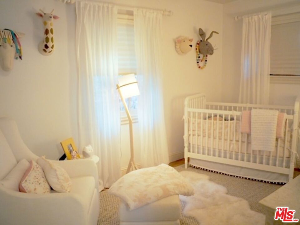 PRIME STUDIO CITY SOUTH - Residential Lease