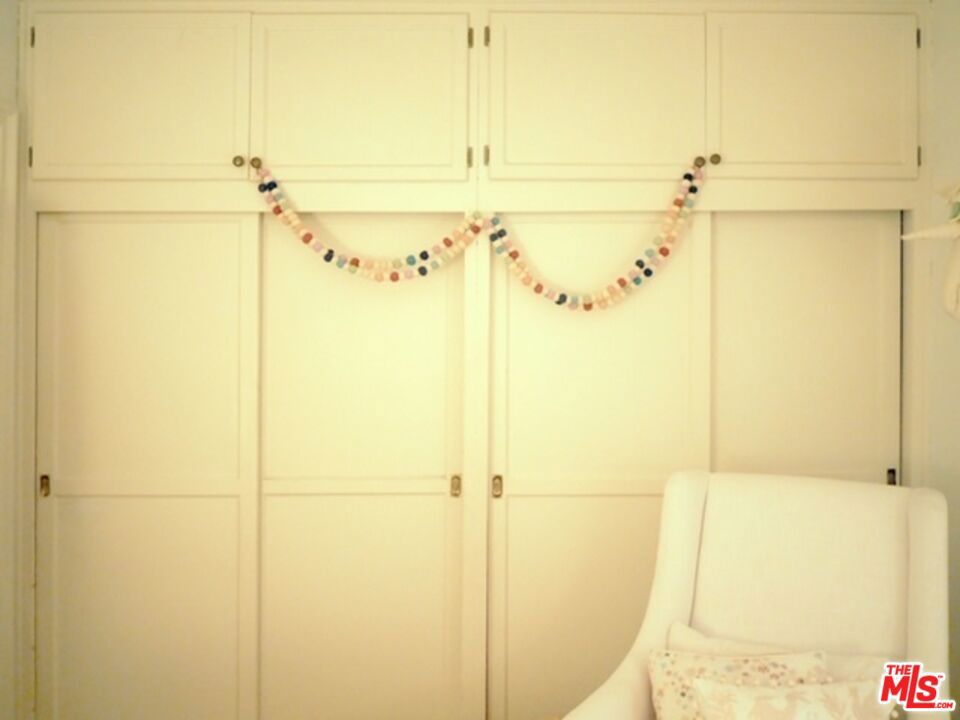 PRIME STUDIO CITY SOUTH - Residential Lease