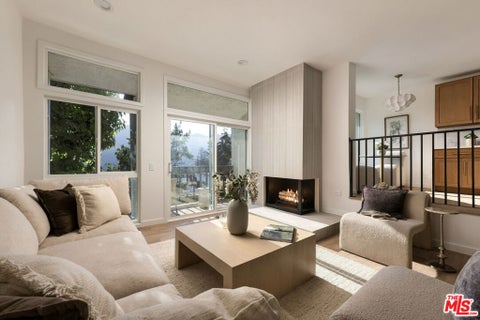 Photo of 1698 Palisades Drive, Pacific Palisades, CA 90272 (MLS # 26994379)