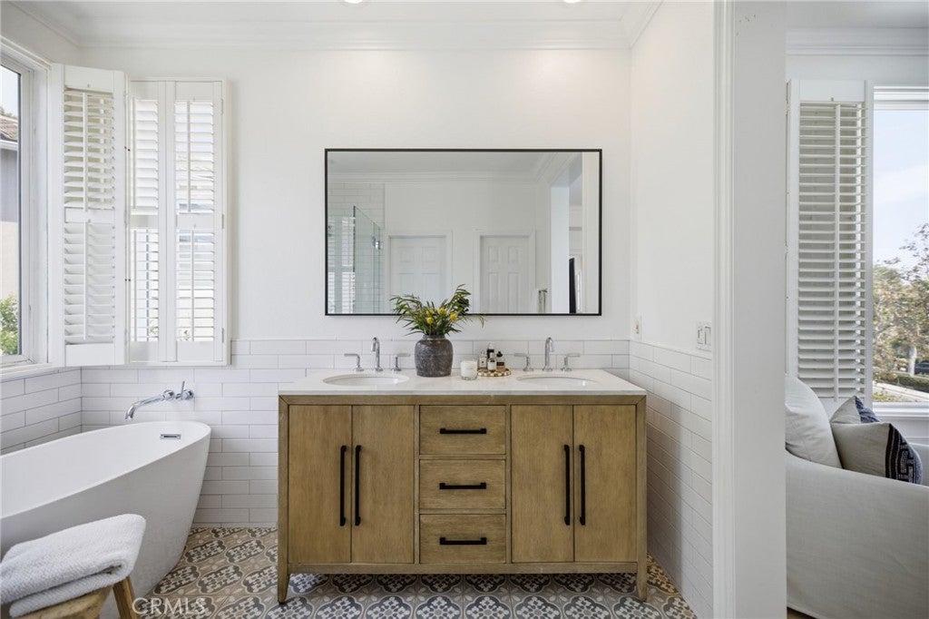 64 Trail Canyon, Aliso Viejo CA 92656 - Photo 19