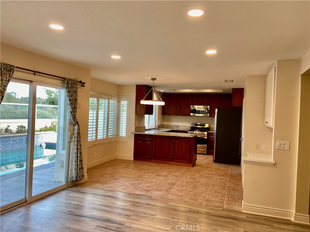 28732 Rancho Del Lago