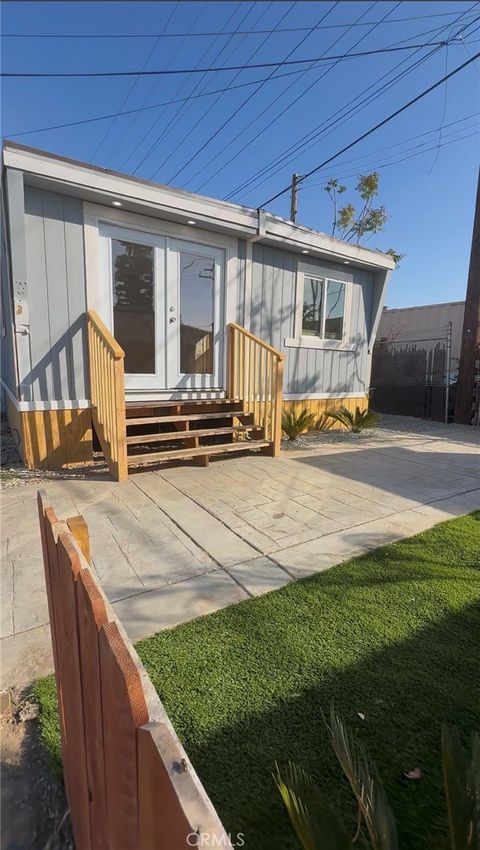 Photo of 1011 W. La Cadena Drive Dr #30, Riverside, CA 92509 (MLS # IV26075253)