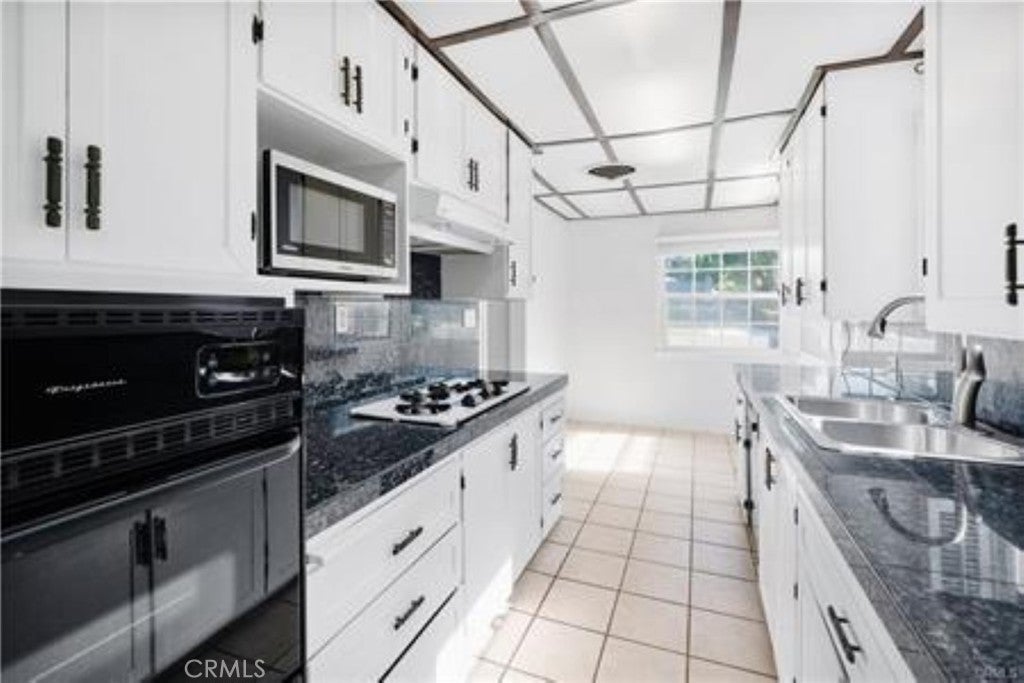 15235 La Maida