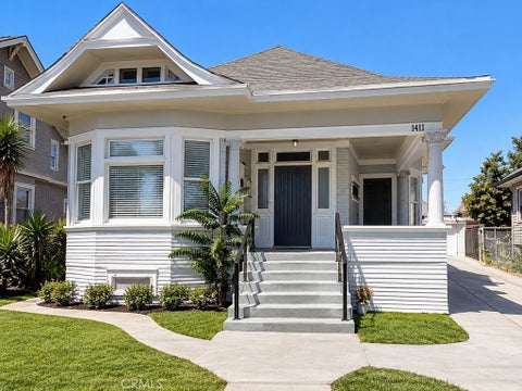 Photo of 1411 Albany Street, Los Angeles, CA 90015 (MLS # AR26200141)