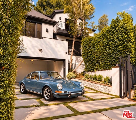 Photo of 1229 N Wetherly Drive, West Hollywood, CA 90069 (MLS # 26998359)