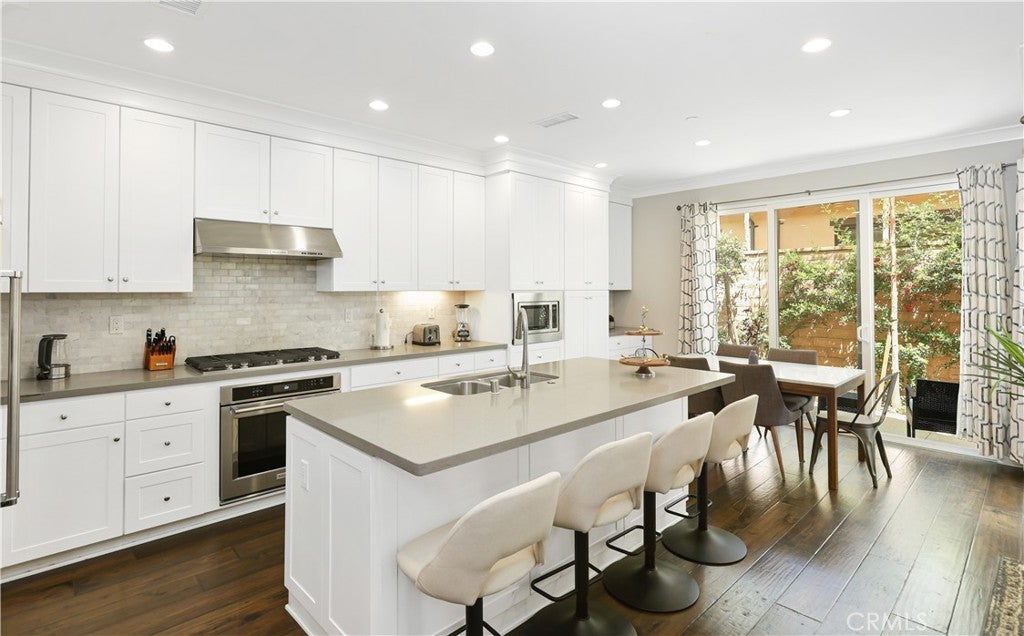 231 Rodeo, Irvine CA 92602