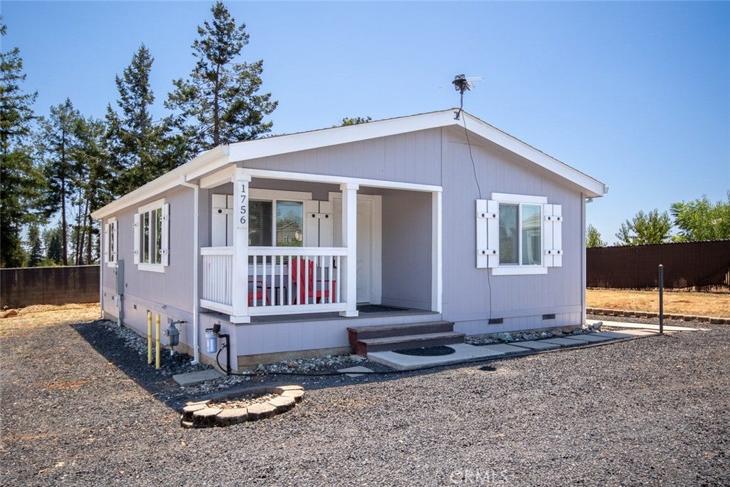 1756 Sunrise Lane