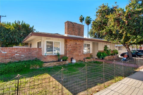 Photo of 529 W 25th Street, San Bernardino, CA 92405 (MLS # IG26159017)