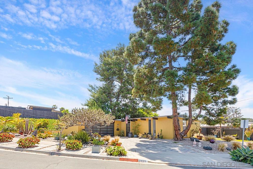 3455 Aldford Dr