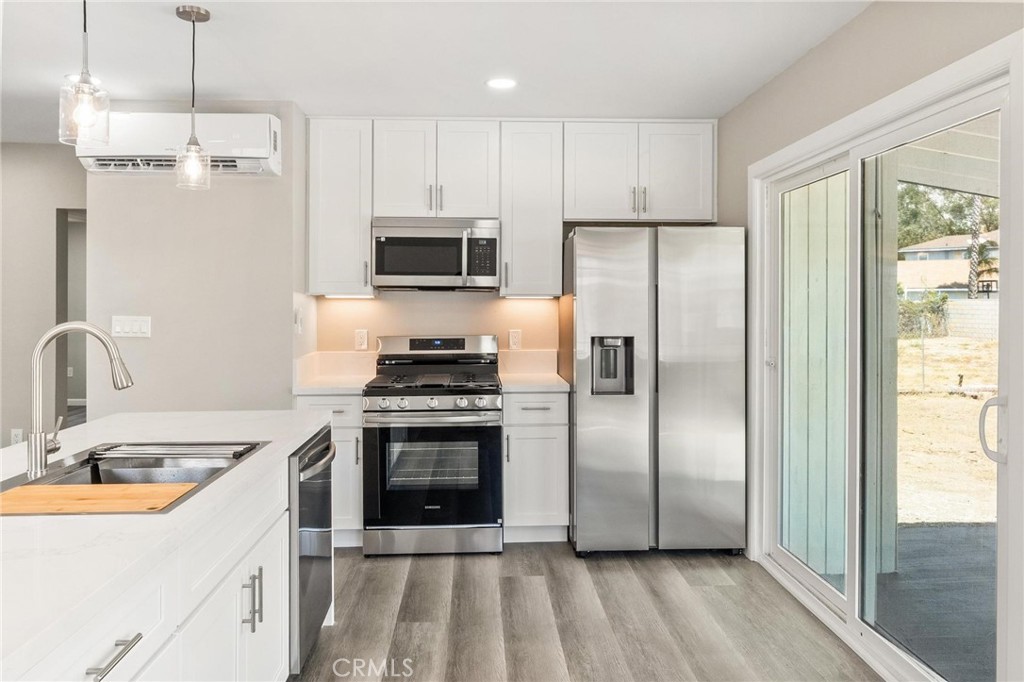 9831 Oleander Avenue