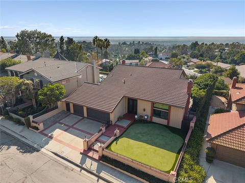 16126 Lomacitas Whittier CA 90603