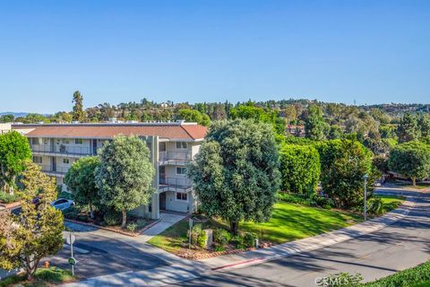 3338 Punta Alta 1G Laguna Woods CA 92637