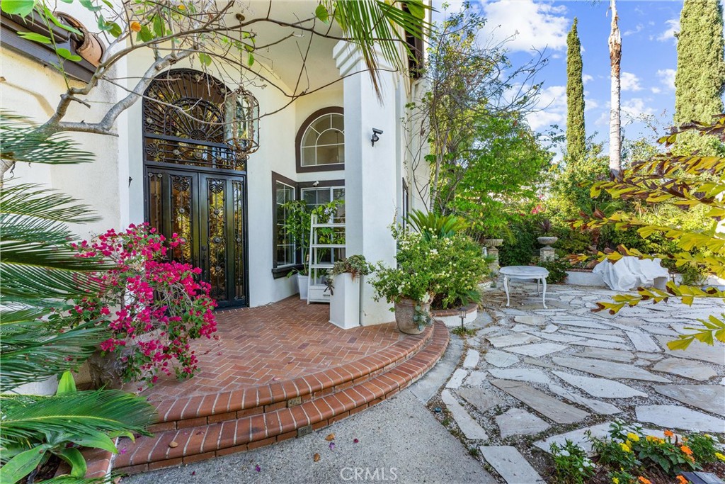 Welcome to this beautifully maintained home, ideally situated in one of Mission Viejo’s most desirable neighborhoods. Offering comfort, style, and a wonderful sense of community, this residence features a spacious open floor plan filled with natural light, soaring ceilings with beautiful Chandeliers, and inviting living areas perfect for both everyday living and entertaining.
The kitchen boasts ample counter space, modern appliances, and a seamless flow to the dining and family rooms. Upstairs, retreat to the impressive primary suite with a double-sided fireplace, spa-like bath, and abundant closet space. Additional generously sized bedrooms provide flexibility for family, guests, or a home office.
This home is enhanced with energy-saving solar panels and a Tesla charger, making it both stylish and eco-friendly. Nestled in a private cul-de-sac, the property also offers a peaceful backyard, relaxing, or hosting gatherings with friends.
Conveniently located near top-rated schools, beautiful parks, Lake Mission Viejo, and excellent shopping and dining, this home blends modern amenities with the charm of suburban living.
Don’t miss the opportunity to make this special property yours!