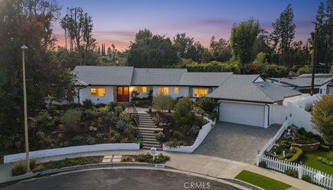 23952 Nomar Street Woodland Hills CA 91367