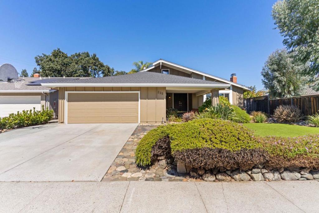 835 Downswood Court