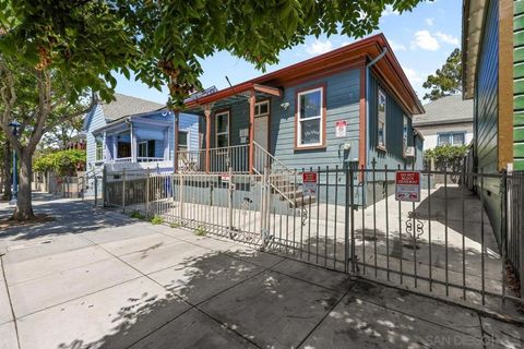 Photo of 515 17th Street St, San Diego, CA 92101 (MLS # 250034178SD)