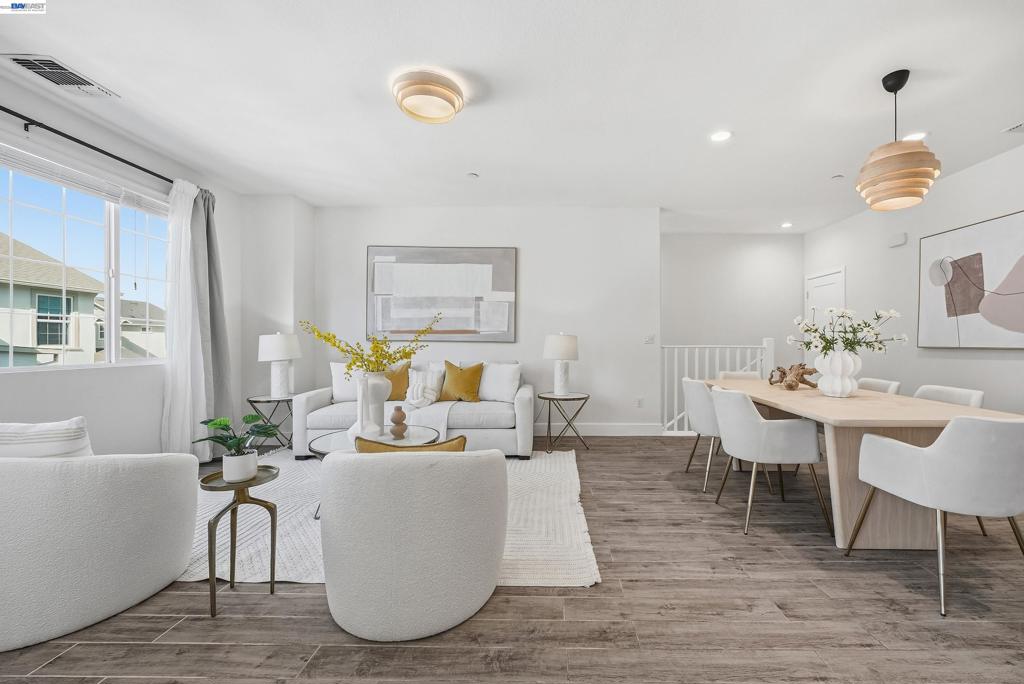 37629 37629 Breakers Rd