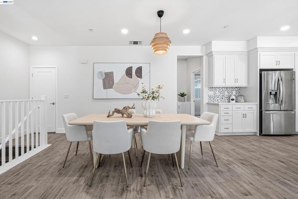 37629 37629 Breakers Rd