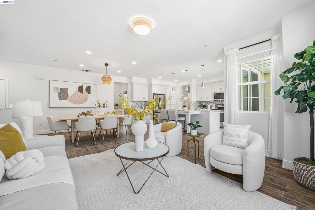 37629 37629 Breakers Rd