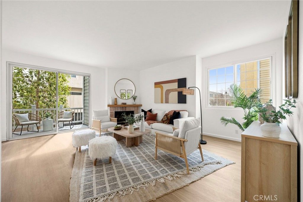 Photo of 8505 Gulana Avenue #5106, Playa Del Rey, CA 90293 (MLS # SR26026969)