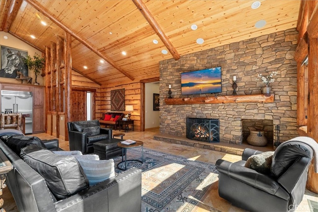 1020 Heritage Trail