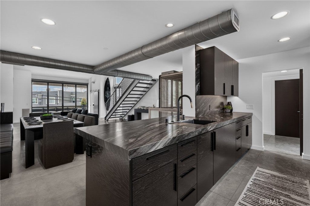 413 29th, Newport Beach CA 92663 - Photo 17