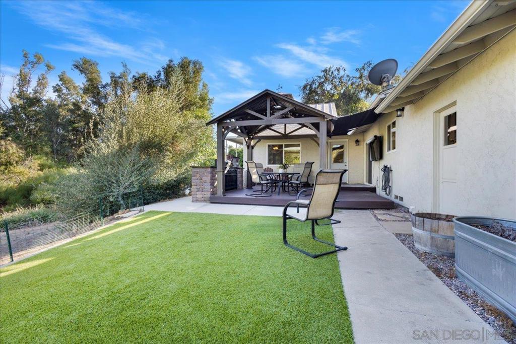 Lakeside - Residential