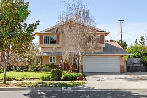 Photo of 433 N Shaftesbury Avenue Ave, San Dimas, CA 91773 (MLS # CV26021408)