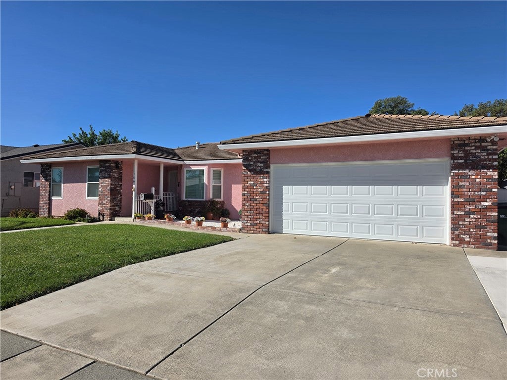 106 Rennat Way