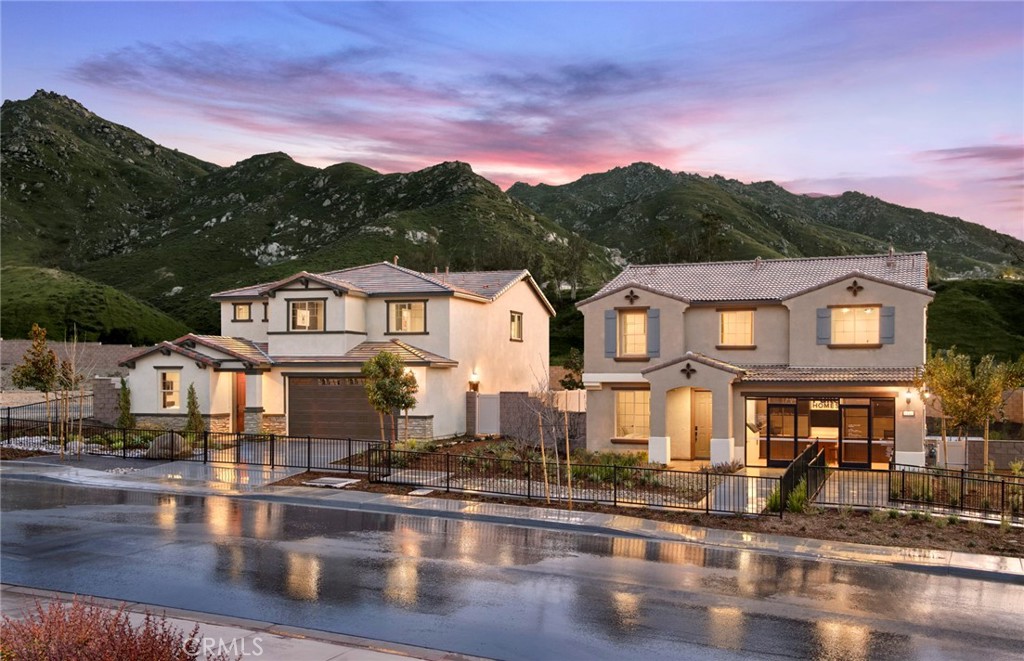 Step into your stunning model home with rolling mountain views, 9ft ceilings, and tile flooring throughout. The chef’s kitchen is perfect for entertaining, while drought-tolerant landscaping adds beauty and ease to this thoughtfully designed retreat.
-Rolling mountain views
-Model Home
-9ft ceilings
-Tile Flooring
-Chefs' kitchen
-Drought tolerant landscaping