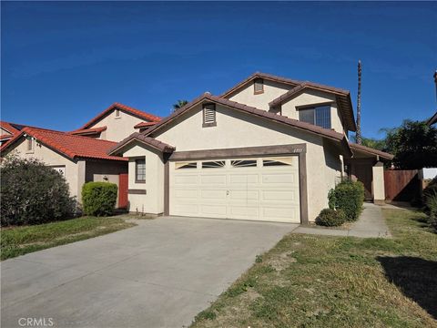 Photo of 1711 Glenview Drive, Perris, CA 92571 (MLS # CV26054895)