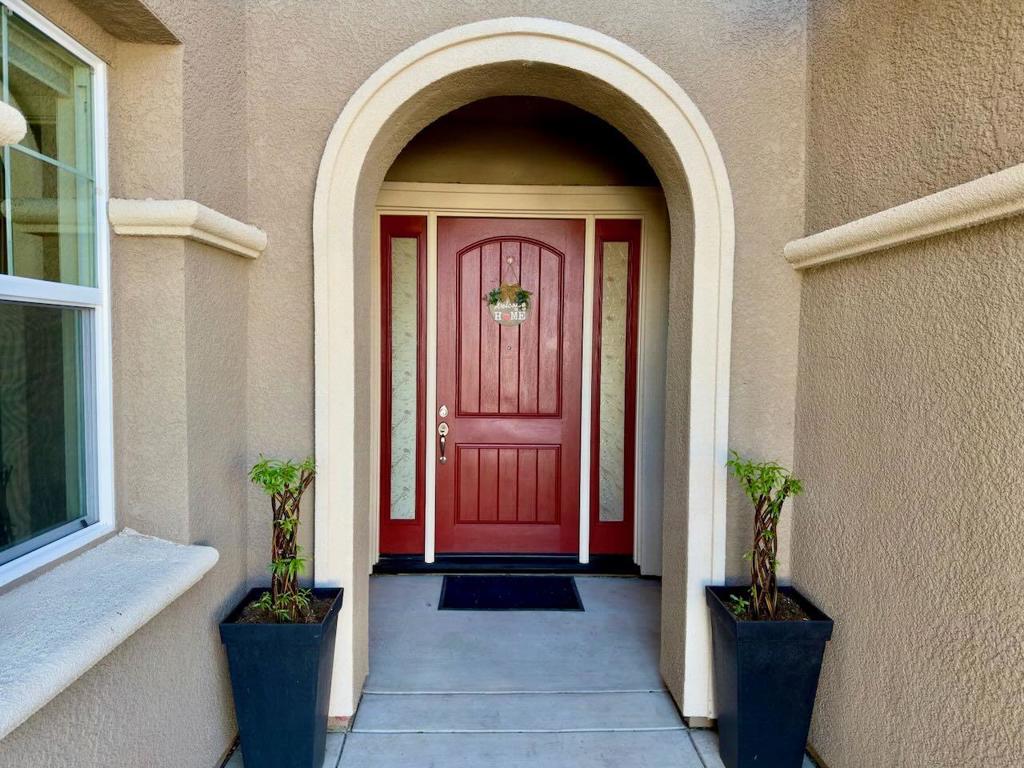 2635 Gantry Drive
