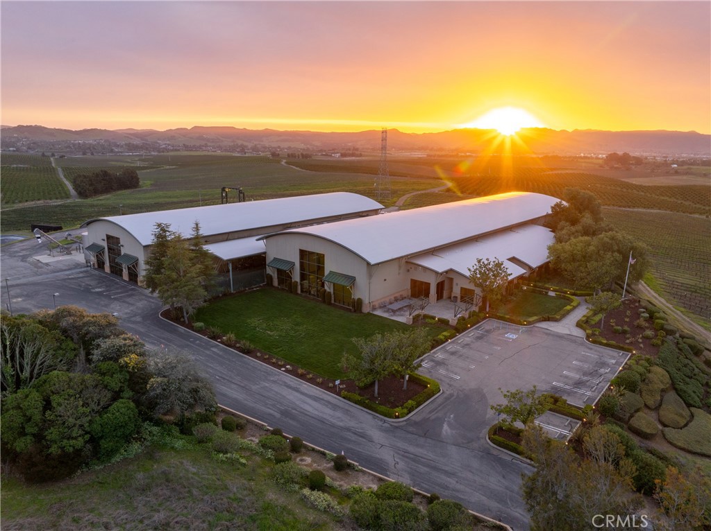 4915 Orcutt Road