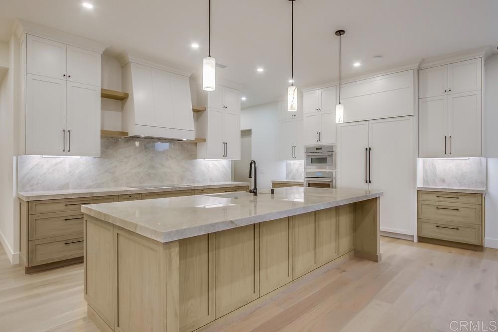 5380 Los Robles Drive