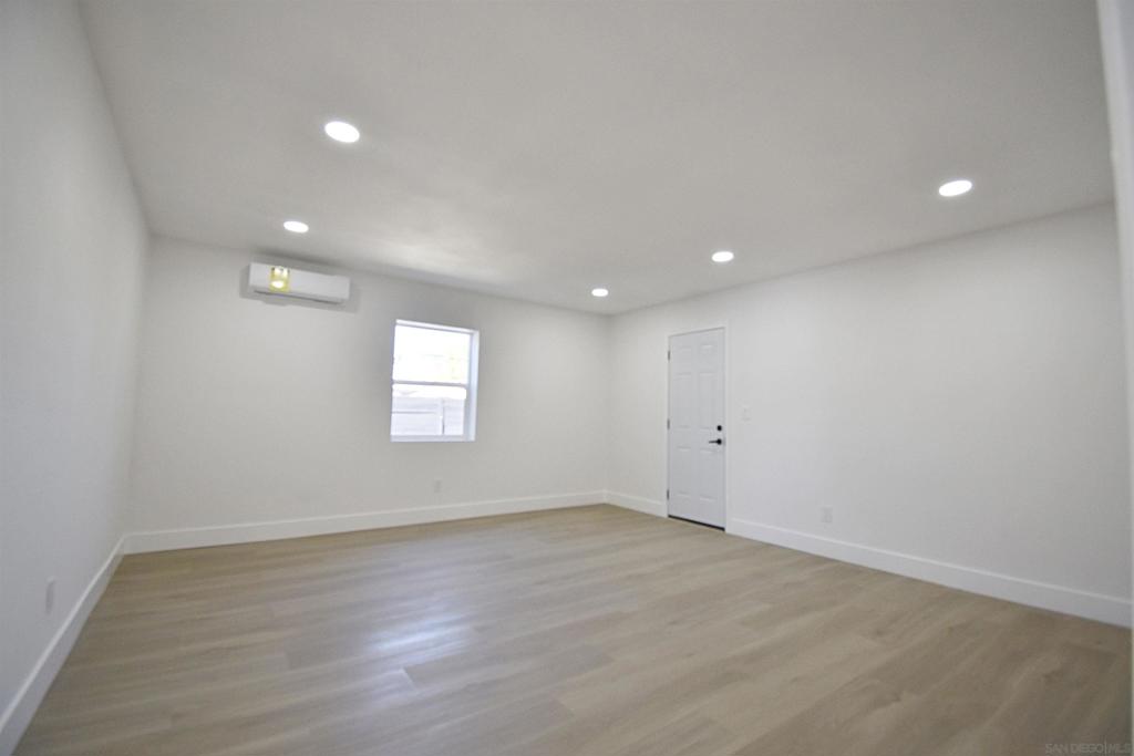 Clairemont - Residential