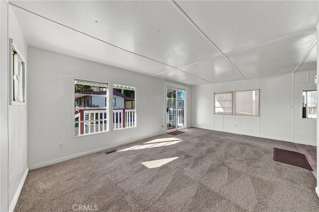 1025 Martin Street 47