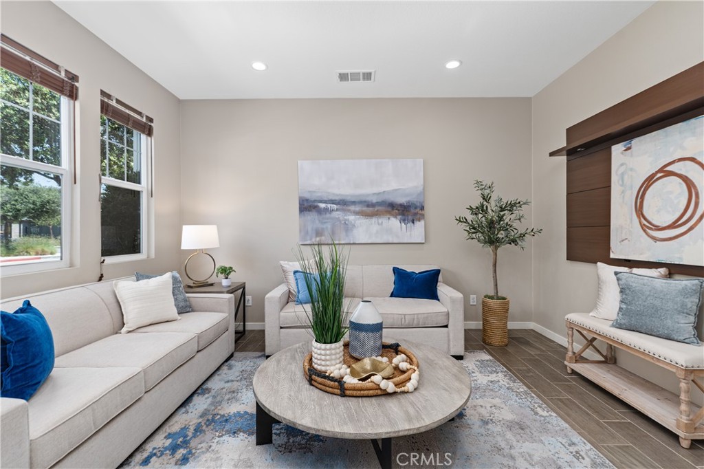 Aurora (ESAURO) - Residential