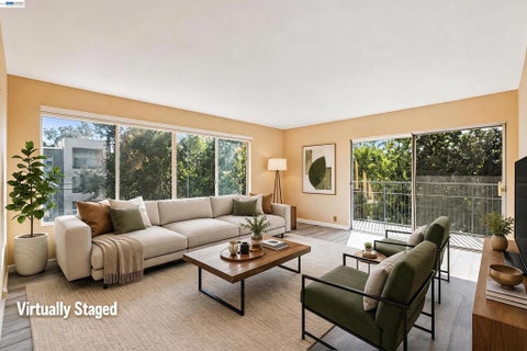 Photo of 455 Crescent St ST #202, Oakland, CA 94610 (MLS # 41148339)