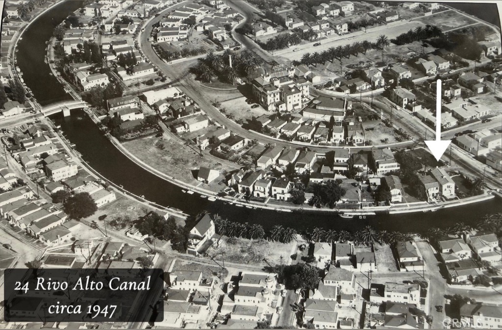 24 Rivo Alto Canal