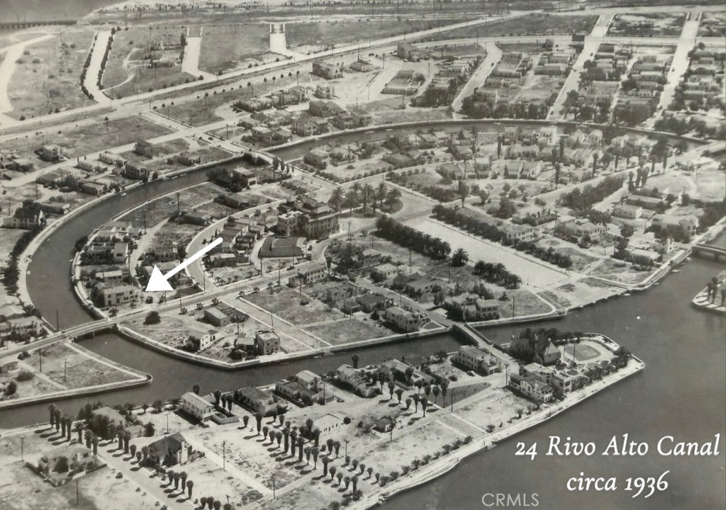 24 Rivo Alto Canal