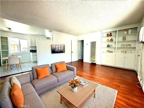 Photo of 414 Mariposa Avenue #F, Sierra Madre, CA 91024 (MLS # AR26061492)