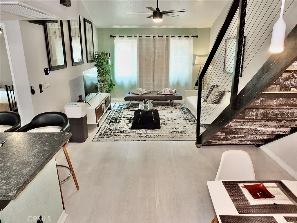 Paramount, California 90723, United States, 2 Bedrooms Bedrooms, ,1 BathroomBathrooms,Residential,Active,191848