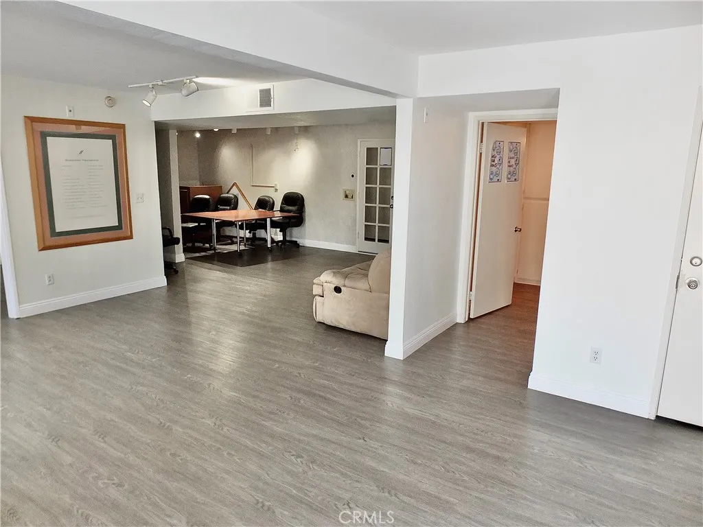 Paramount, California 90723, United States, 2 Bedrooms Bedrooms, ,1 BathroomBathrooms,Residential,Active,191848