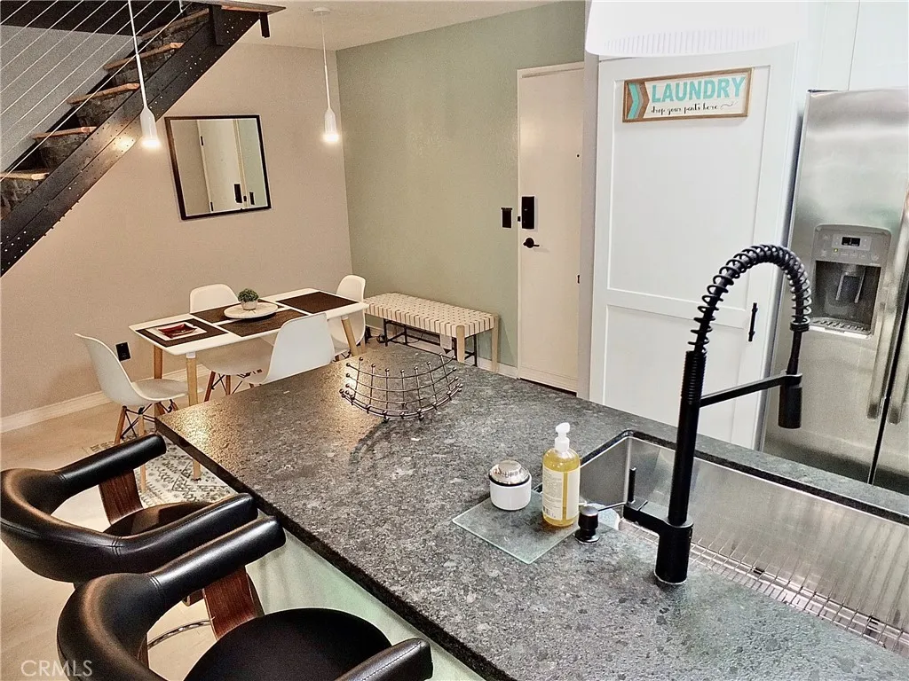 Paramount, California 90723, United States, 2 Bedrooms Bedrooms, ,1 BathroomBathrooms,Residential,Active,191848