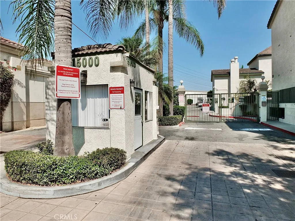 Paramount, California 90723, United States, 2 Bedrooms Bedrooms, ,1 BathroomBathrooms,Residential,Active,191848