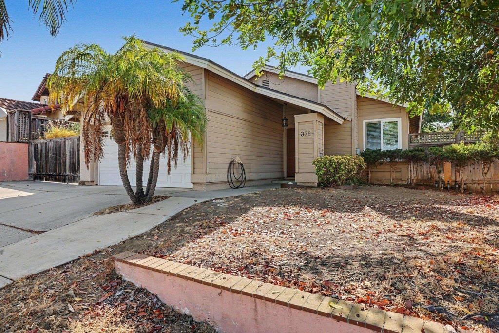 378 Bay Leaf Drive, Chula Vista CA 91910