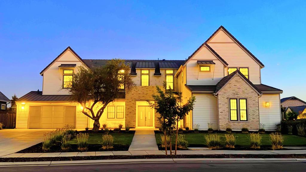 Discover Your Dream Mansion 2022-built modern masterpiece offers 5,481SF/6BD/7BA/6-Car of luxury living on a 0.4-acre corner lot. With over $200K in elegant enhancements, this better-than-new estate blends luxury, function & value rarely seen. It showcases impeccable craftsmanship, modern design, elite community, top schools & close proximity /just 2.5 hours to Silicon Valley. Notable features include owned solar w/ dual backup batteries, dual kitchens, oversized laundry room, dual-zone HVAC, tankless water heater, designer chandeliers, indoor/outdoor sound system, upgraded flooring & full security camera system. Grand foyer opens to soaring ceilings, abundant natural light & open-concept layout ideal for entertaining. Chefs kitchen boasts quartz counters, dual islands, premium appliances, custom cabinetry, built-in fridge & glass tile backsplash. Cozy living area with custom fireplace & private downstairs suite, while upstairs offers a spacious loft, 3 ensuite bedrooms & 2 lavish primary retreats, one with spa bath. Enjoy outdoor paradise with heated pool & covered patio, all framed by professional landscaping. Impeccably crafted & thoughtfully designed, this mansion combines modern sophistication, community prestige, top schools & unmatched opportunity! Virtually Staged