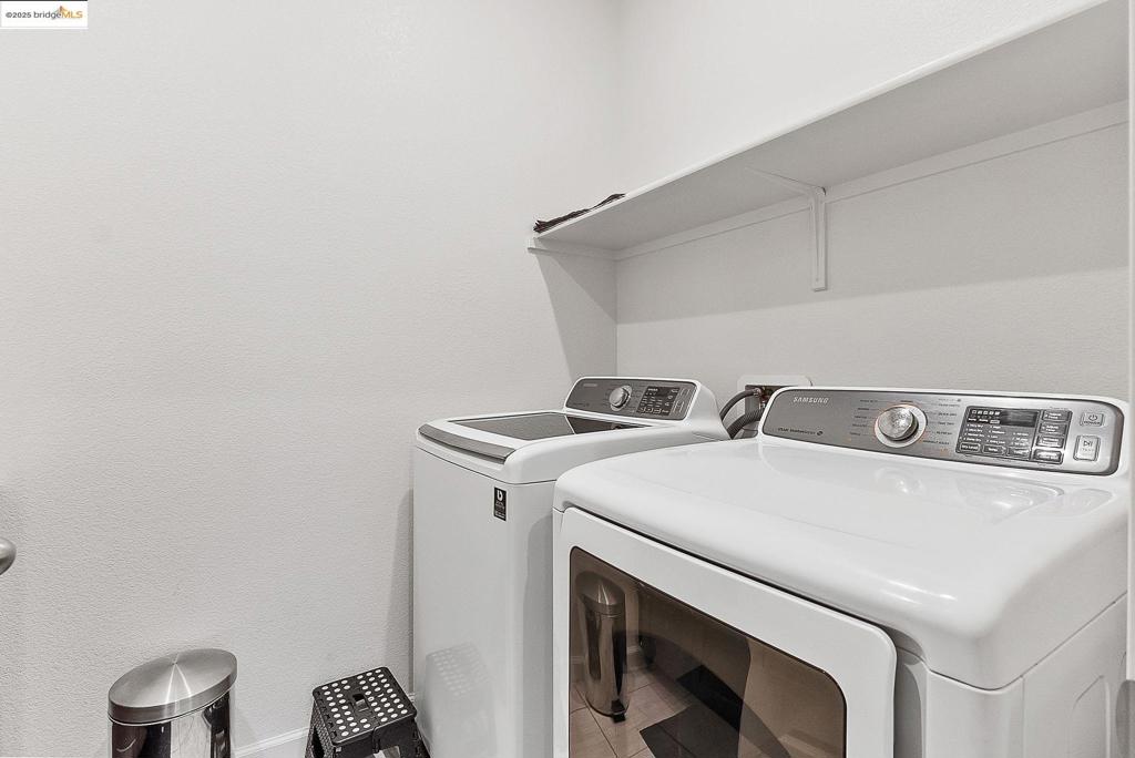 BRENTWOOD - Residential