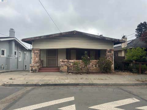 Photo of 3420 Laguna Ave AVE, Oakland, CA 94602 (MLS # 41144865)