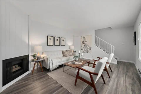MLS: ML82053828
